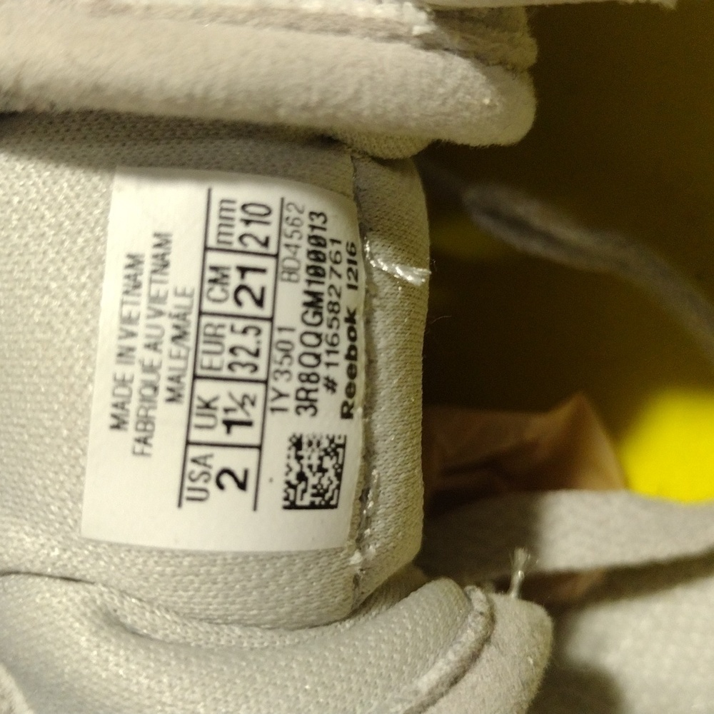 Reebok Grey Boy's Back to School Sneakers Kids - Very Good Condition - Size 2 - Picture 5 of 5